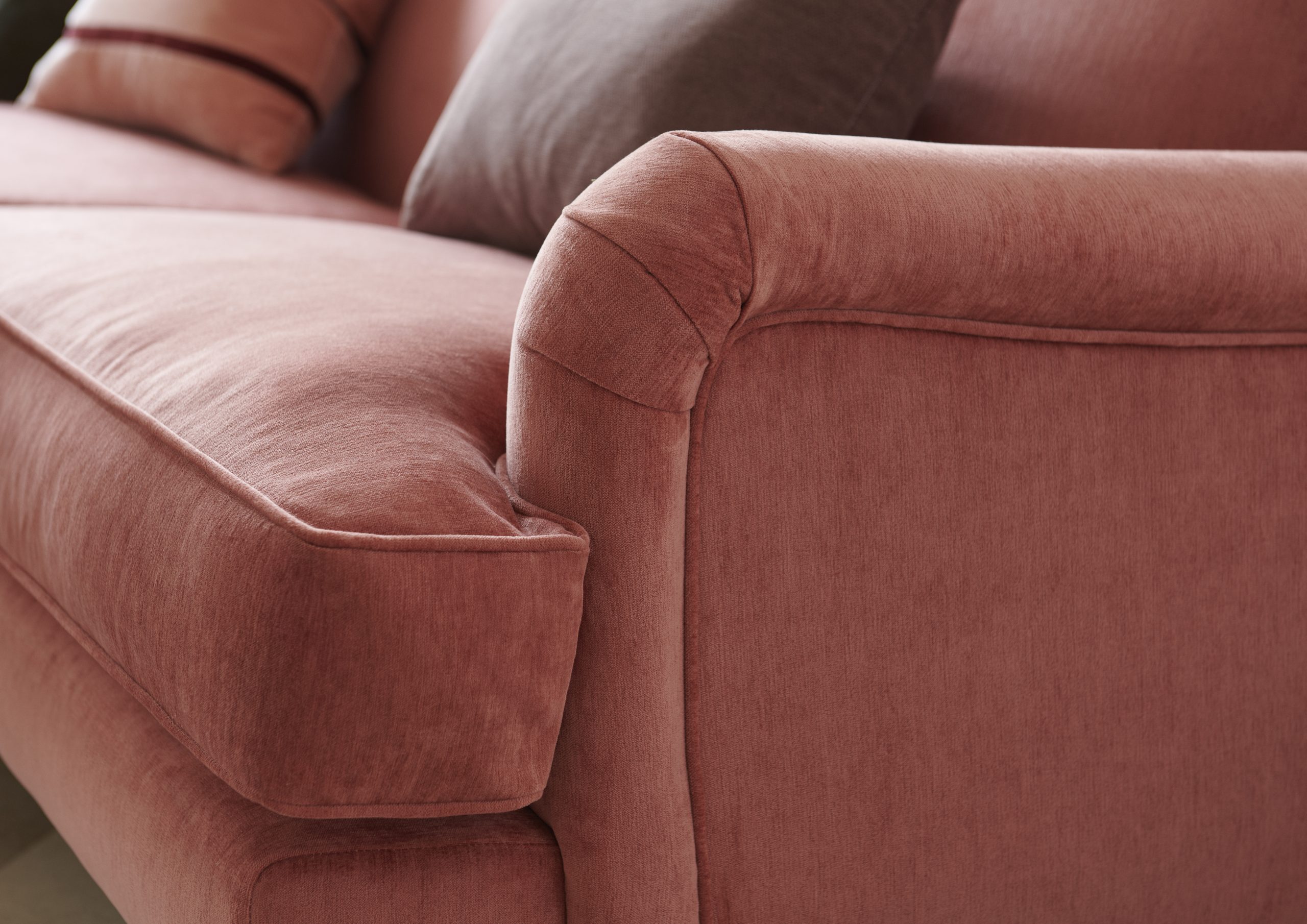 Blush Pink Home Decor Ideas and Styling Tips | How to style blush pink